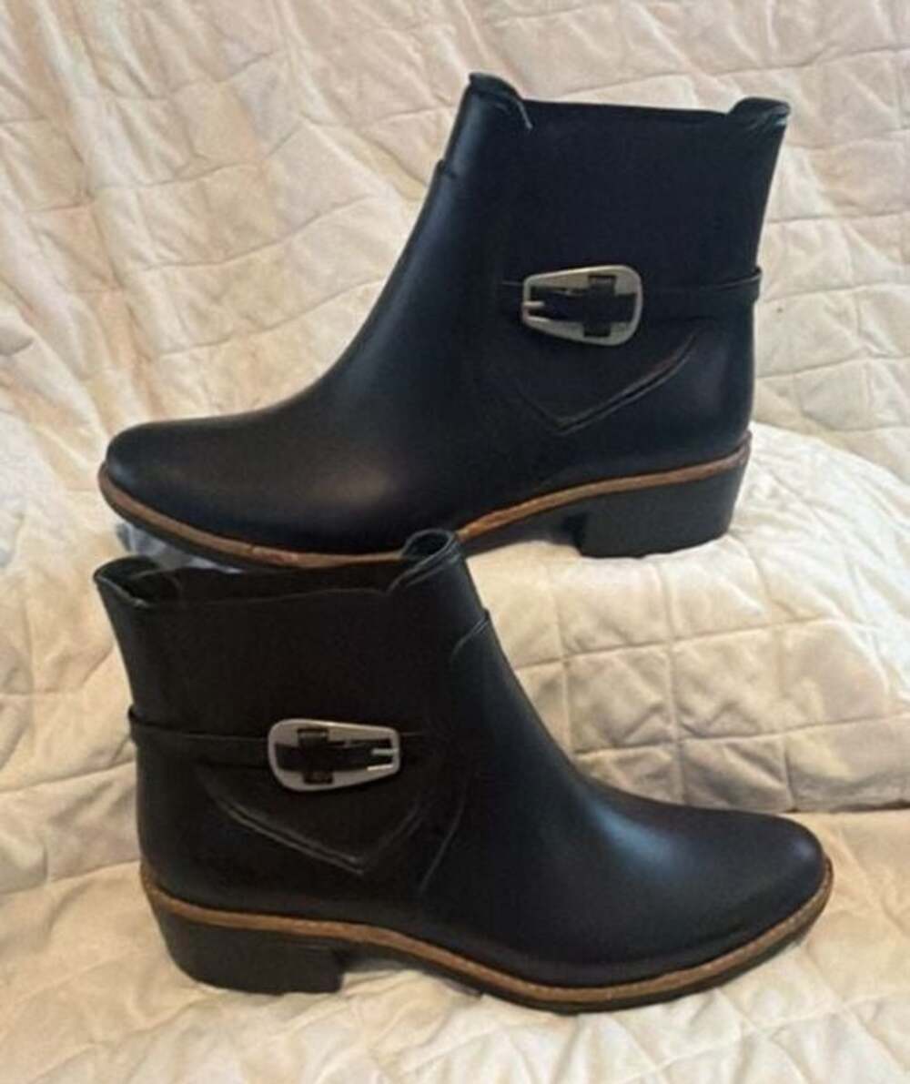 Bernardo Rain Boots Black size 9